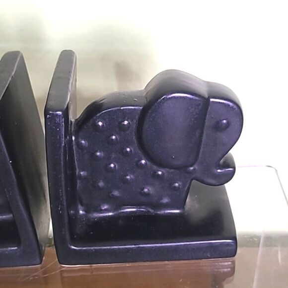 Vintage 2006 Black Embossed Elephant Bookends - Picture 3 of 4